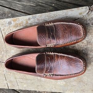 T.B. PHELPS. Mens Loafers. Brown Leather. Size 8.5M. Like New!
